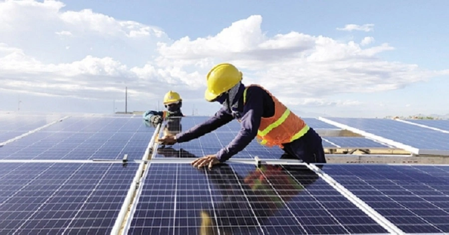 Các sản phẩm năng lượng mặt trời chính hãng tại Life Techgrow