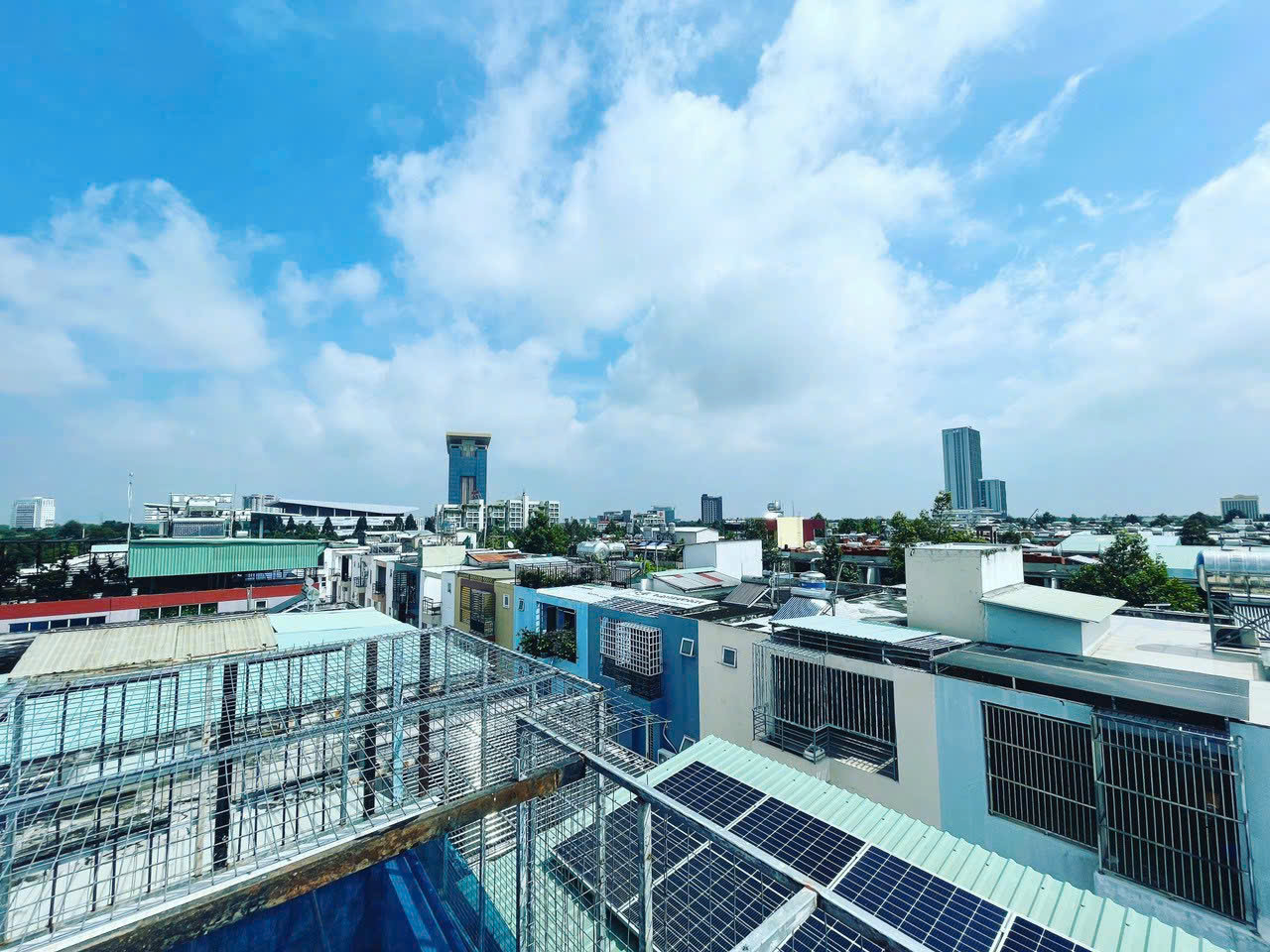 Life Techgrow: Đối Tác Tin Cậy Cung Cấp Giải Pháp Điện Mặt Trời Toàn Diện