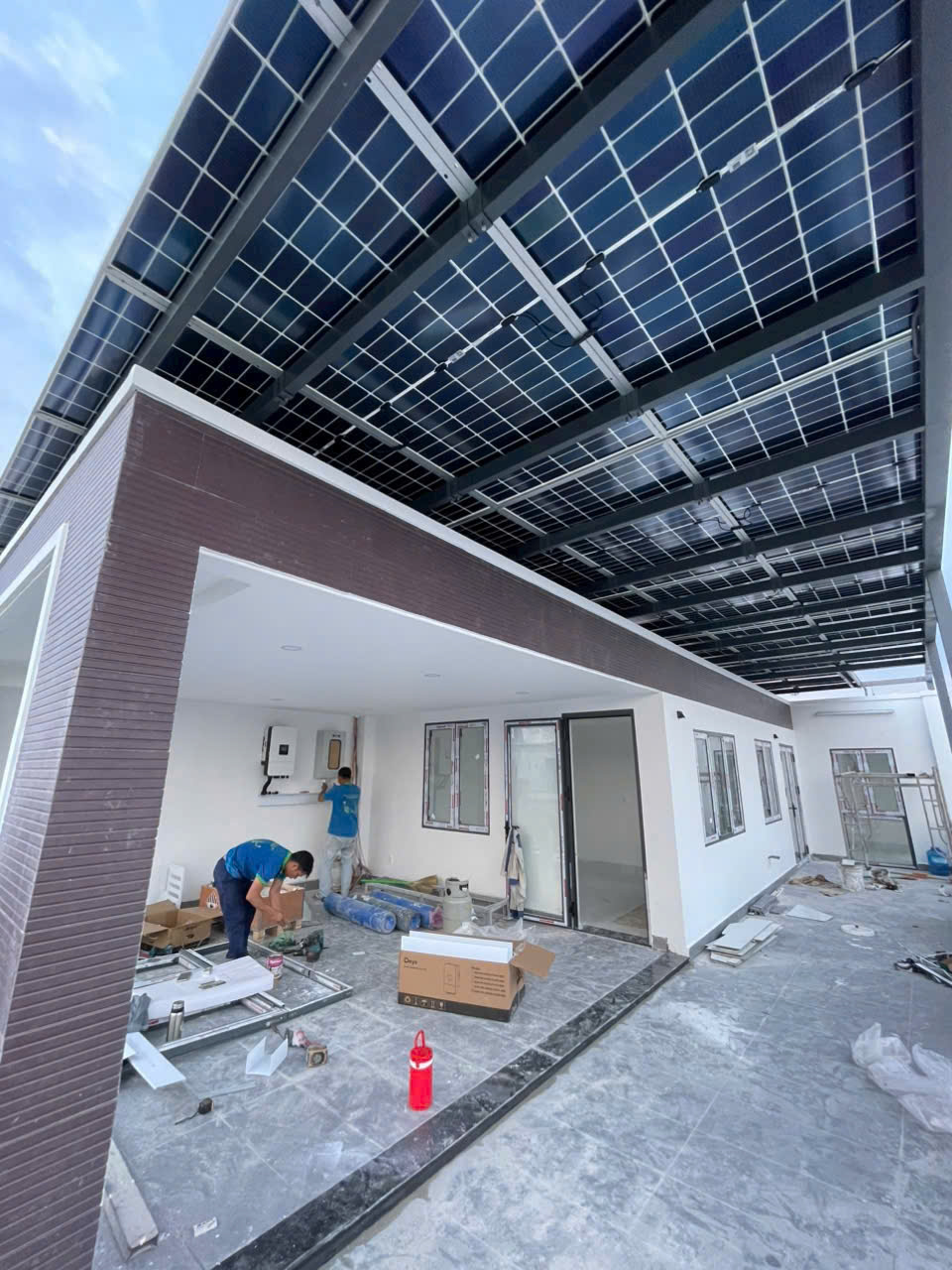 Dịch Vụ Lắp Đặt Điện Năng Lượng Mặt Trời Chuyên Nghiệp Tại Bình Phước từ LIFE TECHGROW