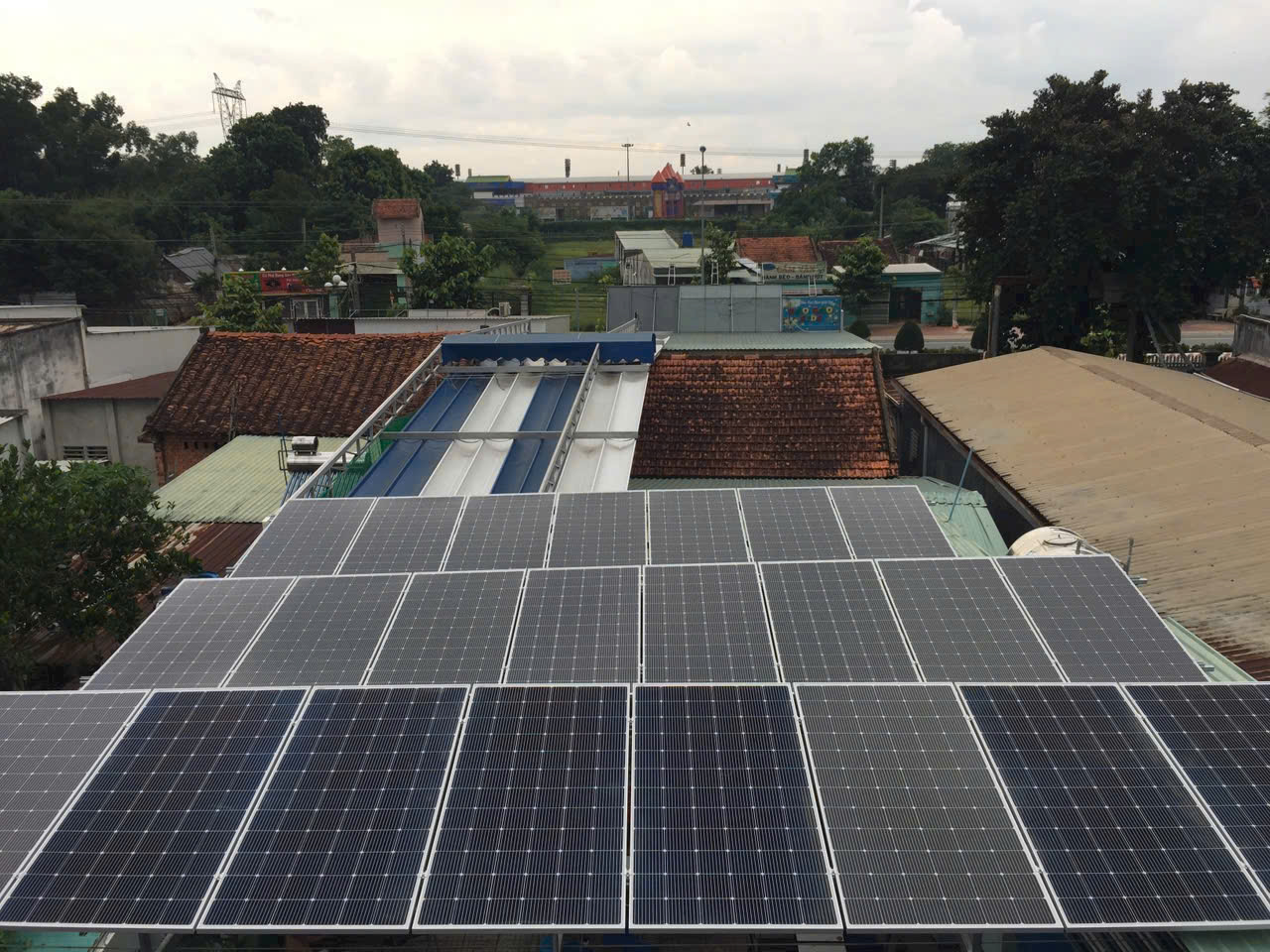 Lợi Ích Vượt Trội Khi Sử Dụng Điện Năng Lượng Mặt Trời tại life techgrow